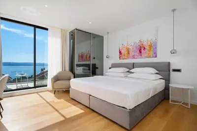 Krevet ili kreveti u jedinici u objektu Seaview villa with Wellness, Dreams Of Dalmatia II