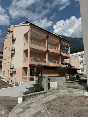 Zgrada u kojoj se nalazi apartman