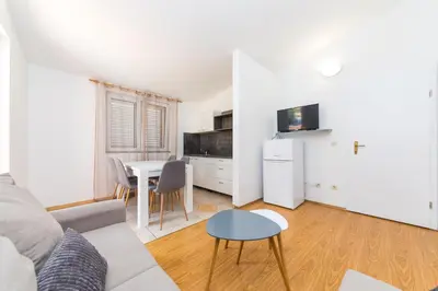 TV i/ili zabavni centar u objektu Apartments Gavran