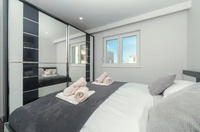 Krevet ili kreveti u jedinici u objektu Luxury Apartment Purple Summer Sea view
