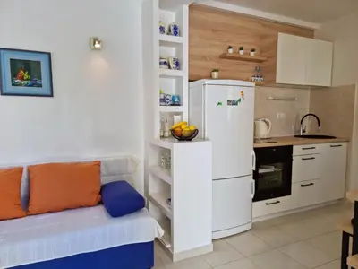 Kuhinja ili čajna kuhinja u objektu Apartment Antonia