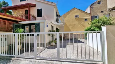 Zgrada u kojoj se nalazi apartman