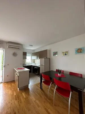 Kuhinja ili čajna kuhinja u objektu Apartment Bella with free parking