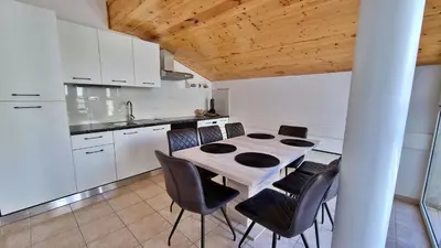 Kuhinja ili čajna kuhinja u objektu Apartment Hana
