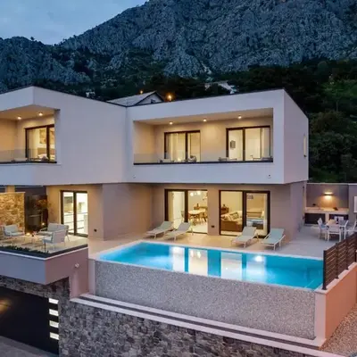Villa Una with heated pool