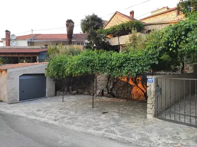Zgrada u kojoj se nalazi apartman