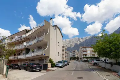 Pogled na planine ili pogled na planine iz apartmana
