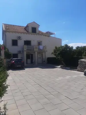 Zgrada u kojoj se nalazi apartman
