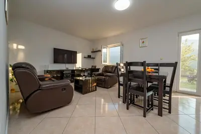 TV i/ili zabavni centar u objektu Villa Luce