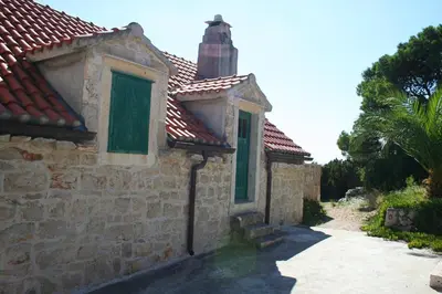 Zgrada u kojoj se nalazi apartman
