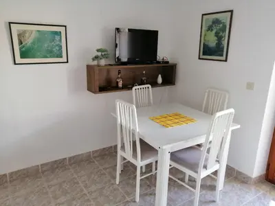 TV i/ili zabavni centar u objektu Apartment Ema in Postira