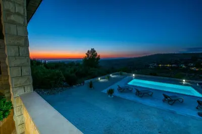 Bazen u objektu Holiday house DM ili u blizini