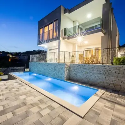Villa M apartment Podstrana-private pool 30 m2