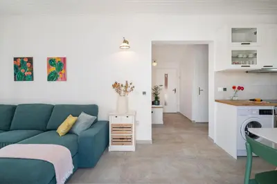 Kuhinja ili čajna kuhinja u objektu Holiday Home Dora