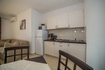 Kuhinja ili čajna kuhinja u objektu Apartments Kati