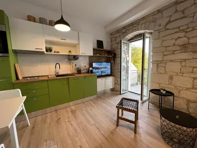 Kuhinja ili čajna kuhinja u objektu V&T Apartment