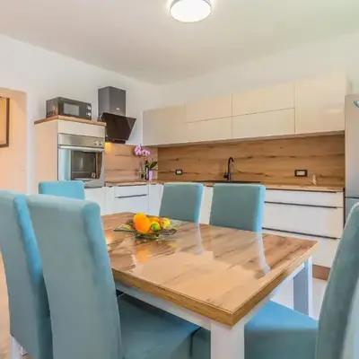 Seaview Deluxe