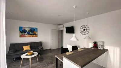 TV i/ili zabavni centar u objektu Apartment Lantana Hvar