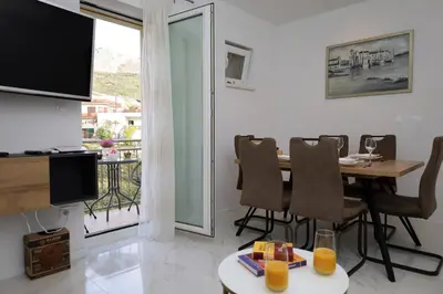 Tlocrt objekta Apartments with a parking space Podstrana, Split - 20678