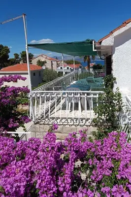 Vrt u objektu Apartments with parking space Sutivan, Brac - 21426