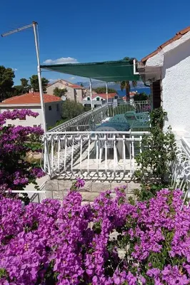 Vrt u objektu Apartments with parking space Sutivan, Brac - 21426