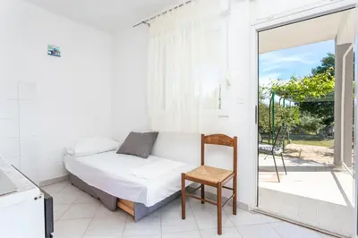 Krevet ili kreveti u jedinici u objektu Apartments with parking space Cove Smrceva, Brac - 20193