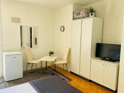 TV i/ili zabavni centar u objektu Karina Apartments