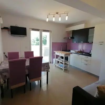 Lovely 2-bedroom apartment Lavender