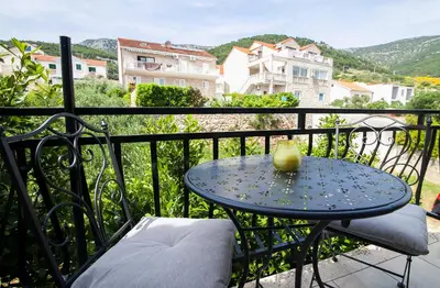 Pogled na planine ili pogled na planine iz apartmana