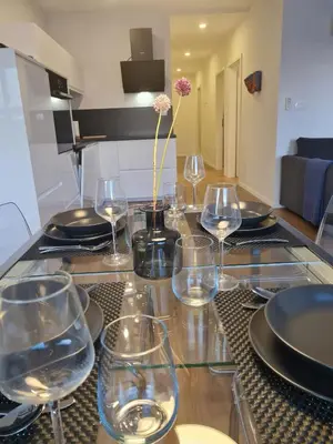 Kuhinja ili čajna kuhinja u objektu House 