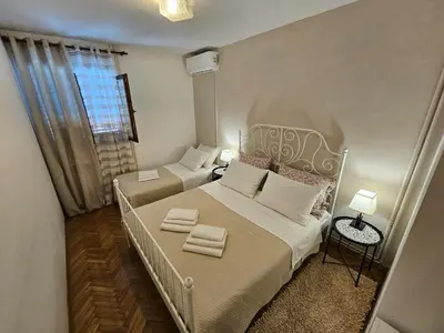 Krevet ili kreveti u jedinici u objektu Room Gorana with swimming pool