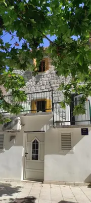Zgrada u kojoj se nalazi apartman