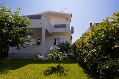 Vrt u objektu Apartment Tomo