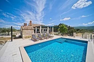 Bazen u objektu Family friendly house with a swimming pool Pucisca, Brac - 21499 ili u blizini
