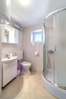 Kupaonica u objektu Apartmani P&S