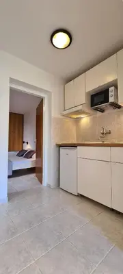Kuhinja ili čajna kuhinja u objektu Apartment Moskatelo
