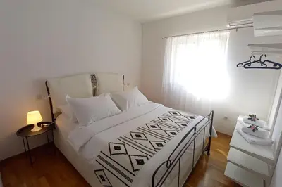 Krevet ili kreveti u jedinici u objektu Rosa apartment Mirca