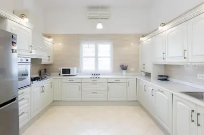 Kuhinja ili čajna kuhinja u objektu Villa Atrium