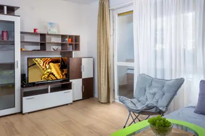 TV i/ili zabavni centar u objektu Apartman Oaza