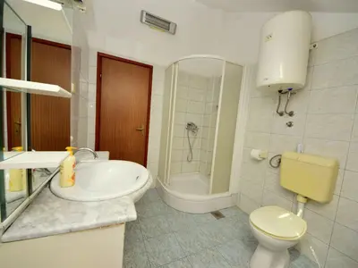 Kupaonica u objektu Apartment Margita by Interhome