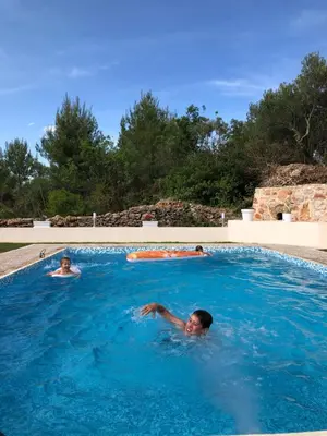 Bazen u objektu Holiday Home Antonija ili u blizini