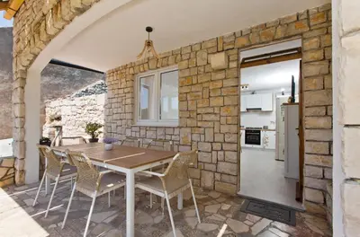 Tlocrt objekta Robinson house T'n'T
