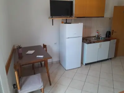 Kuhinja ili čajna kuhinja u objektu Branko