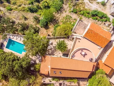 Bazen u objektu Holiday Home Villa Jolie Amazing Stone by Interhome ili u blizini