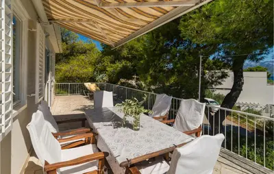 Balkon ili terasa u objektu Stunning Home In Splitska - Supetar With Wifi