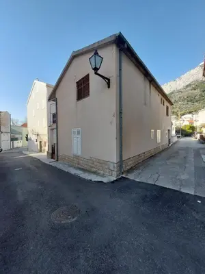 Pogled na planine ili pogled na planine iz apartmana