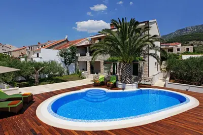 Bazen u objektu Apartments Diana - NEW heated pool ili u blizini