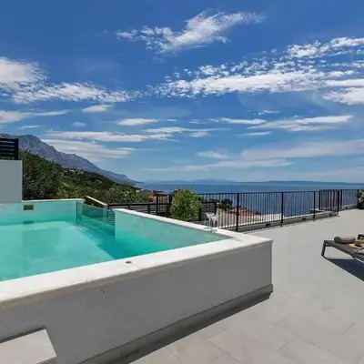 Villa Sky High