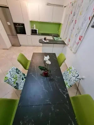 Kuhinja ili čajna kuhinja u objektu Luxury apartman Ani Sutivan Brač s bazenom i jacuzzijem