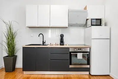 Kuhinja ili čajna kuhinja u objektu Apartments Dante
